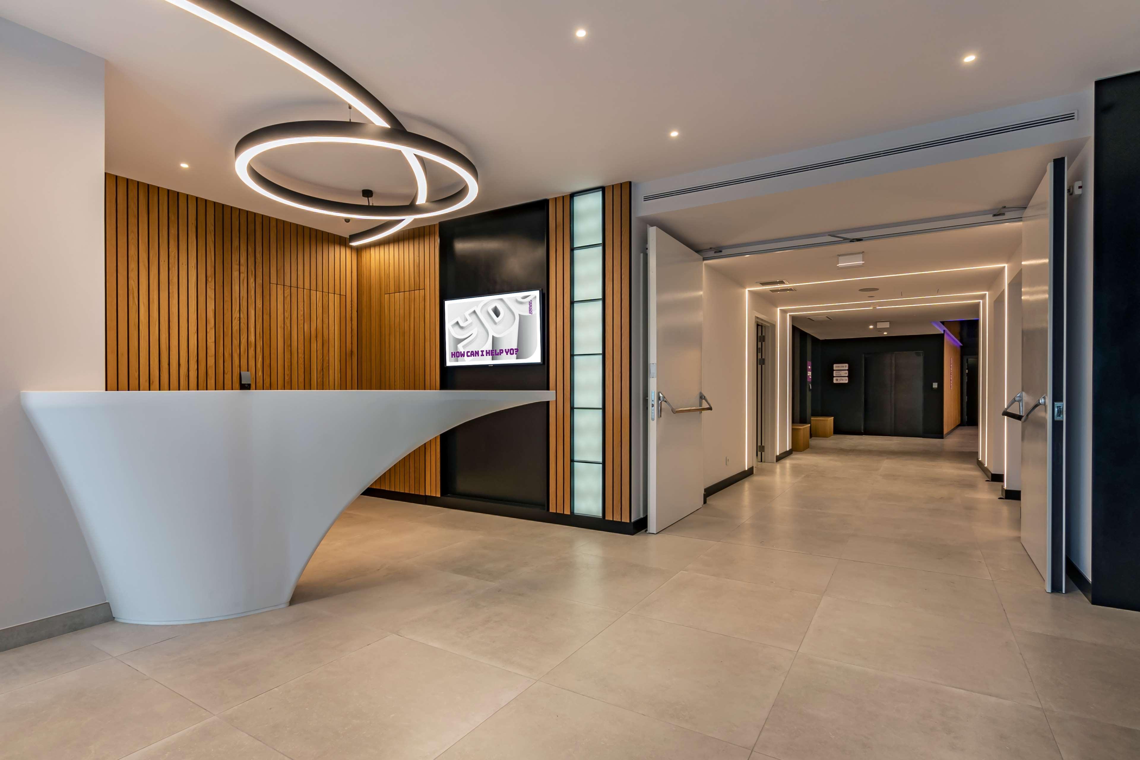 Yotel Порто Екстериор снимка