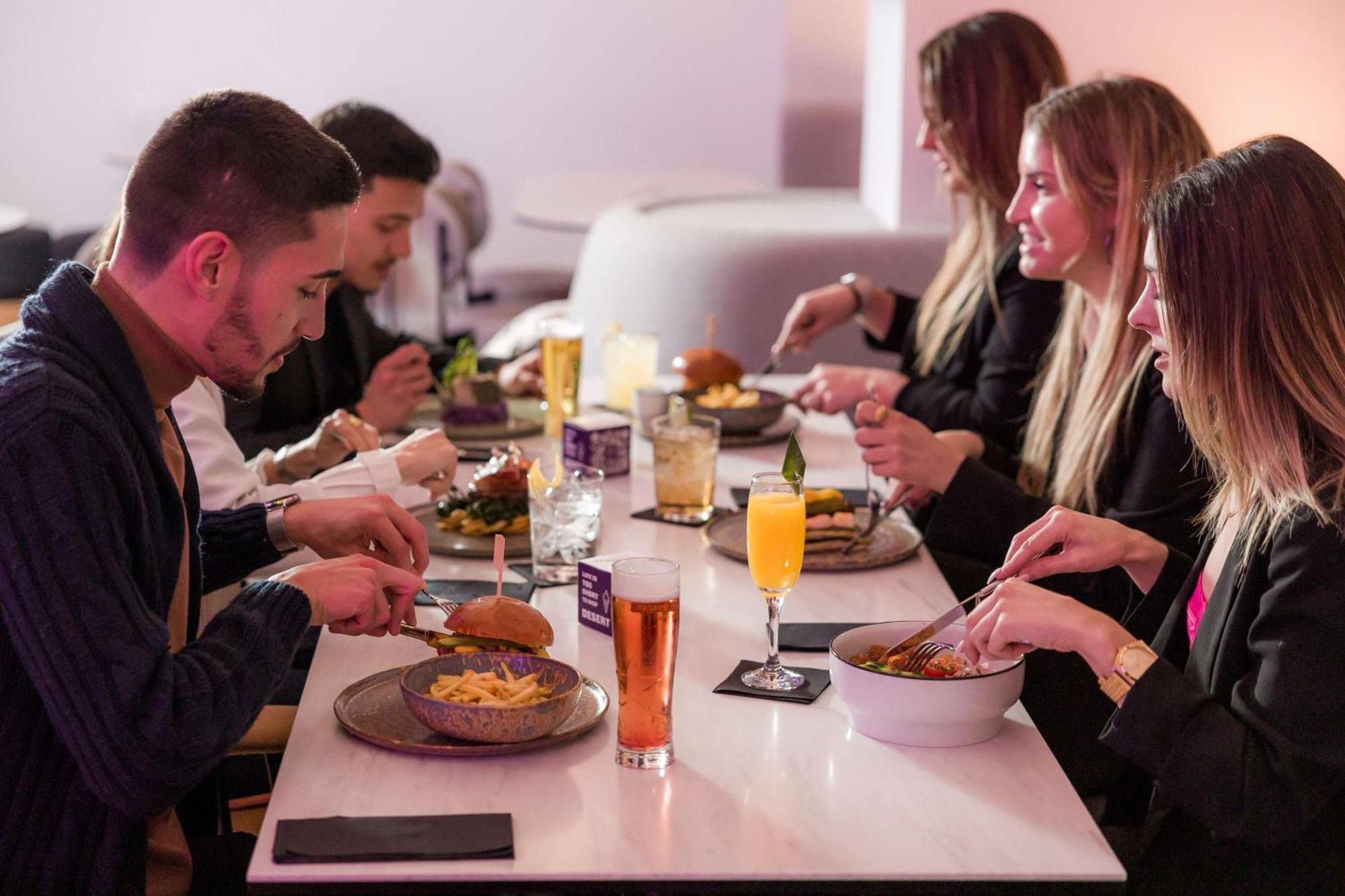 Yotel Порто Екстериор снимка